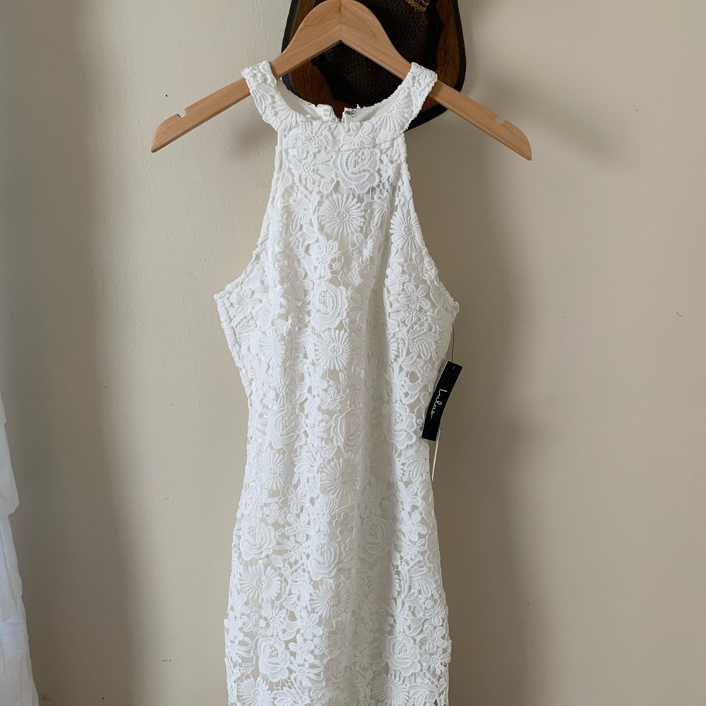 Brand new never worn Lulus white lace dress